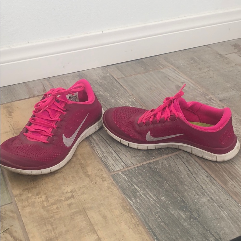Nike Free Run sneakers - pink! Size 6.5